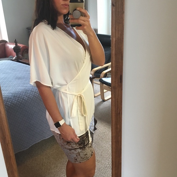 URBAN OUTFITTERS KIMONO WRAP TUNIC TOP - Picture 4 of 7